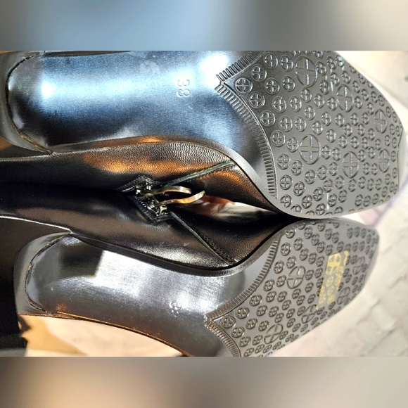 Smalto Black Mid-calf ruched boots, Size 38, Black - Picture 17 of 17